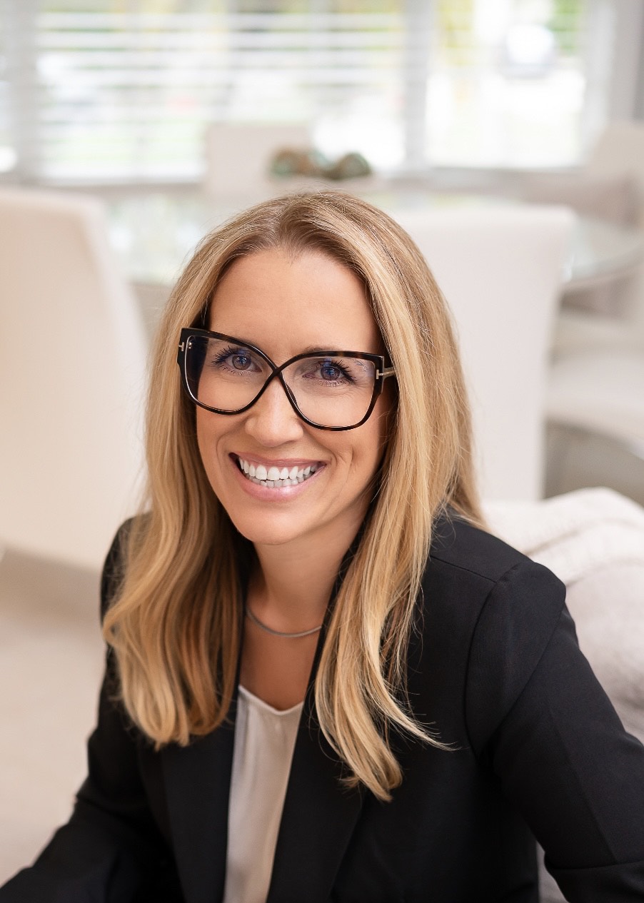 Sarah Bakx head shot